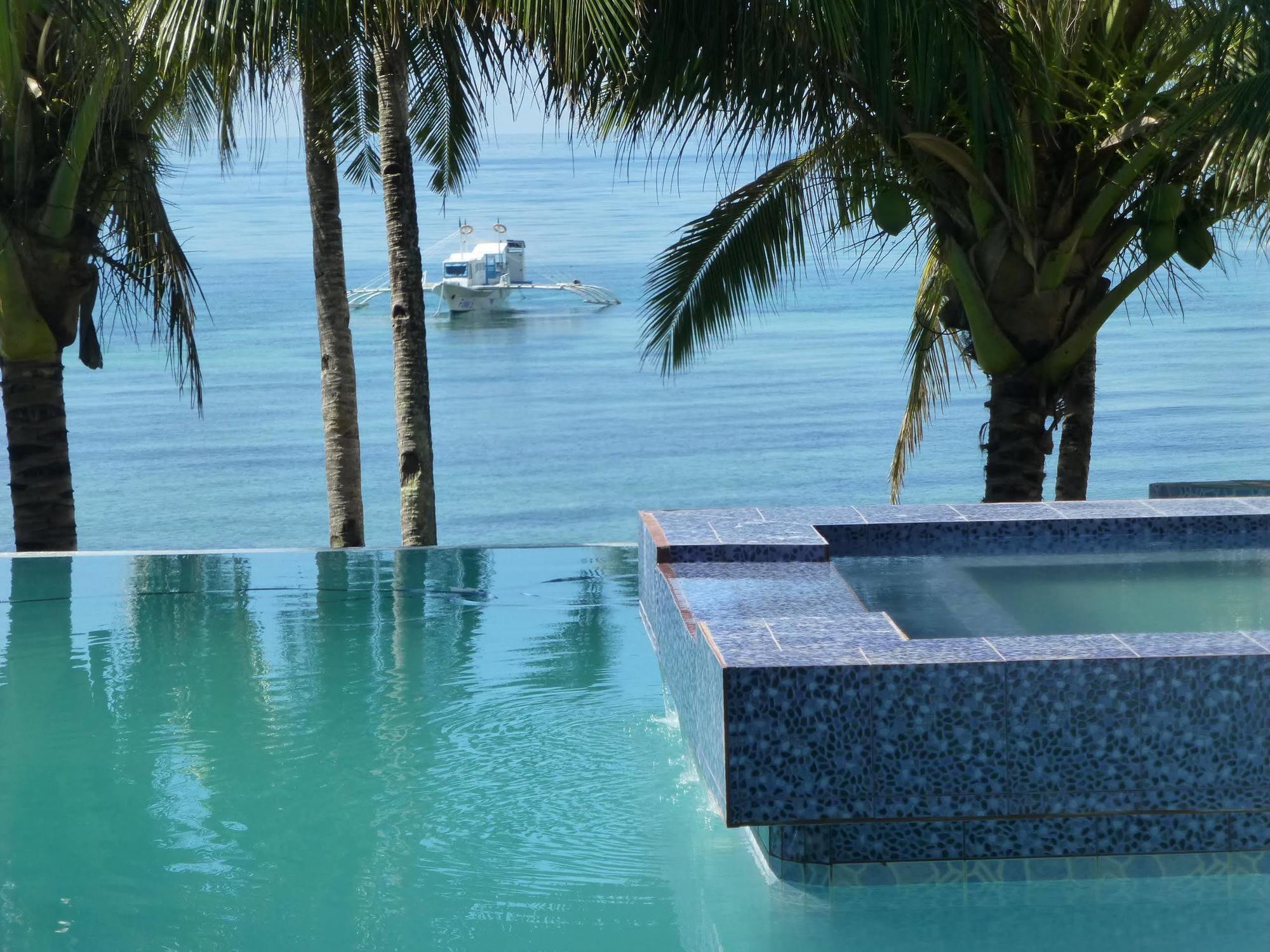 Reddoorz Premium @ Flower Beach Anda Esterno foto